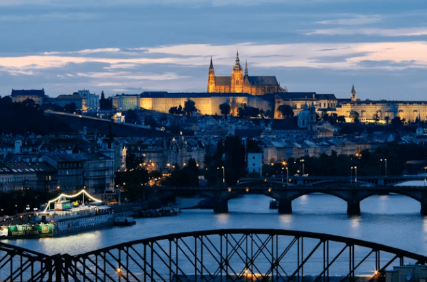 동유럽 기차 vs 버스&amp;#44; 이동수단 완벽 비교