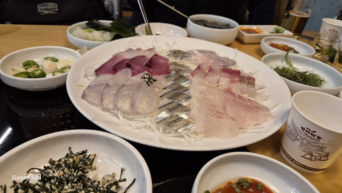 을지로입구 해산물집 '충무집'