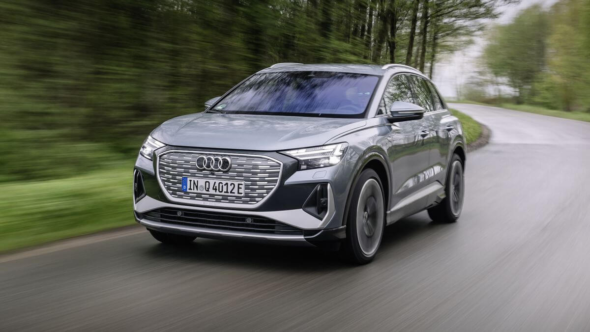 2025 아우디Q4E트론사진