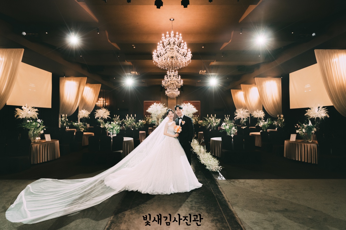 mj컨벤션 다이너스티홀 서브스냅 신랑신부 연출 홀 전경