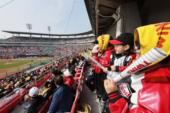 2025 KBO 포스트시즌 - 일정&middot;예매방법&middot;경기방식&middot;우천 시 운영&middot;중계 채널 