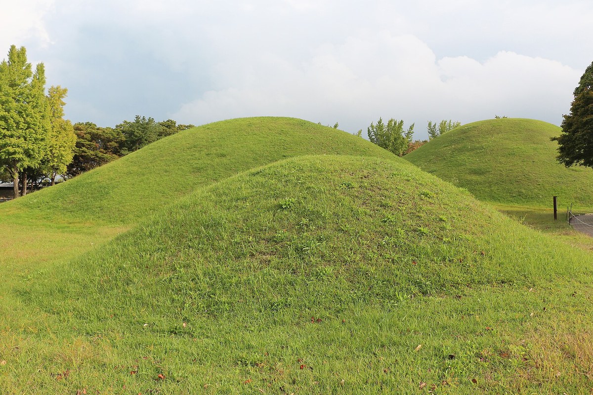 Grass-covered royal burial mounds at Daereungwon Tomb Complex in Gyeongju