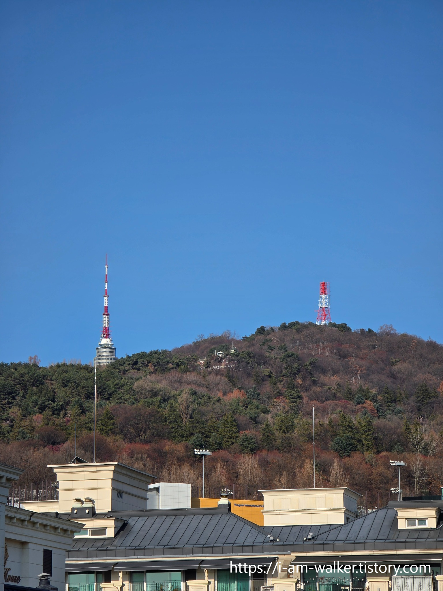 한강진역, 한남초교보도육교, 한남더힐, 한남동산책, 도심걷기, 겨울산책, 오전걷기, 서울걷기, 연말풍경, 새해준비
