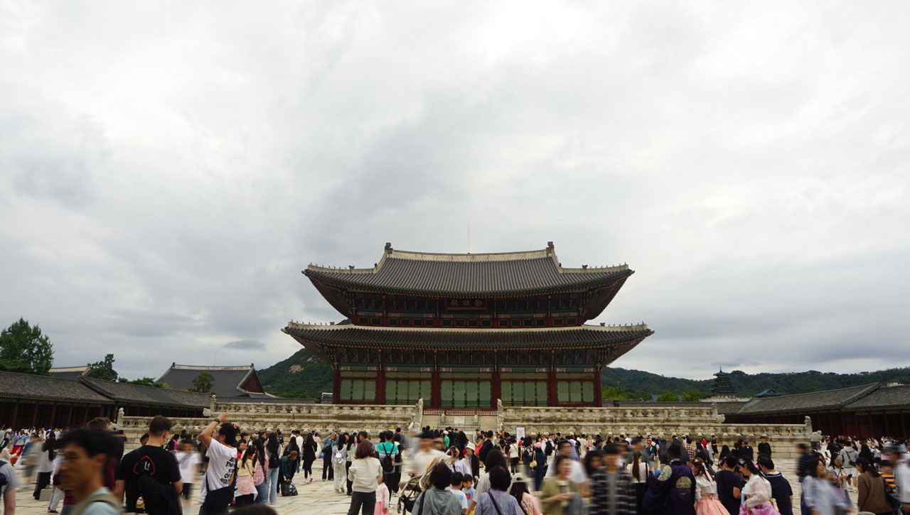 경복궁 근정전의 모습이다.