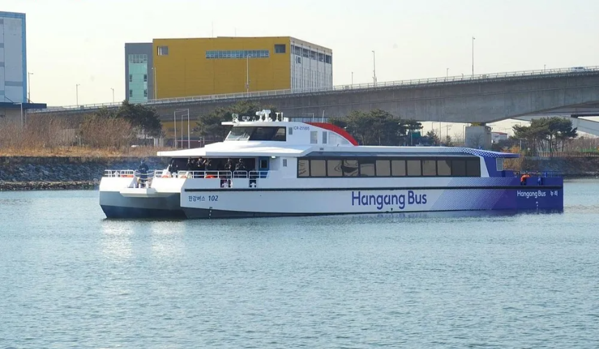 한강버스 도입! 서울 대중교통의 새로운 혁신 (2025년 6월 운행 시작)