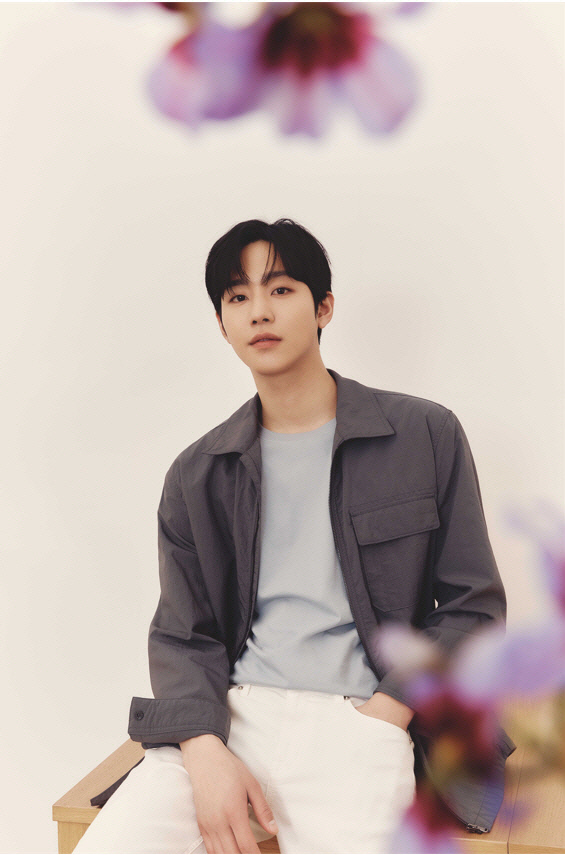 안효섭 화보3