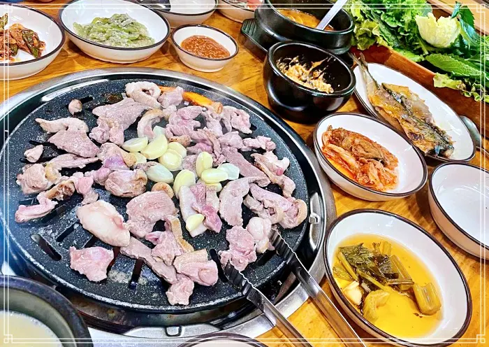 시흥 물왕저수지 맛집 삼겹살 쌈밥정식, 된장찌개, 고등어 구이
