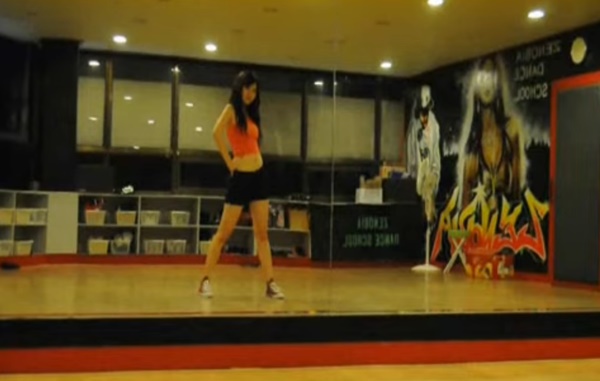 유라-과거-학창시절-춤=영상