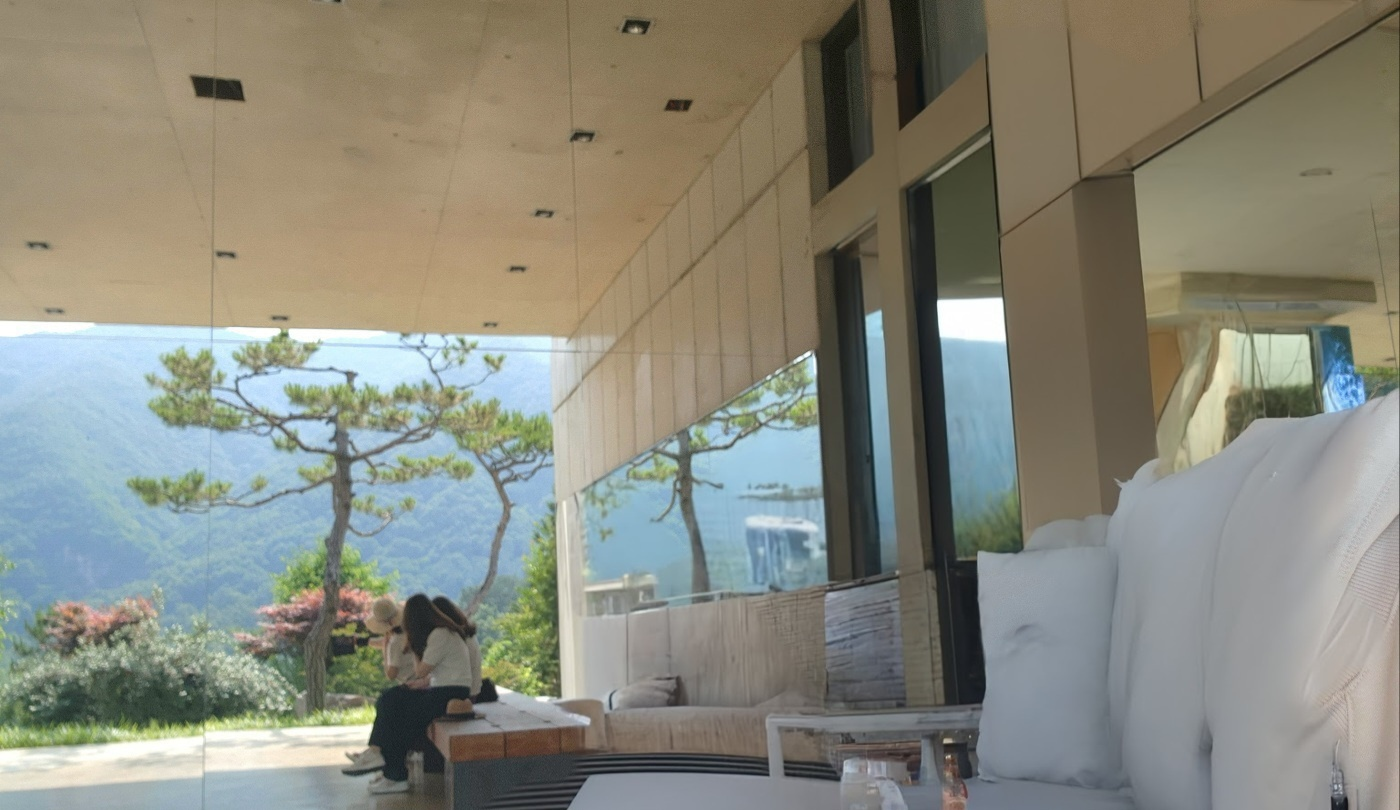 미디어 전시 관람