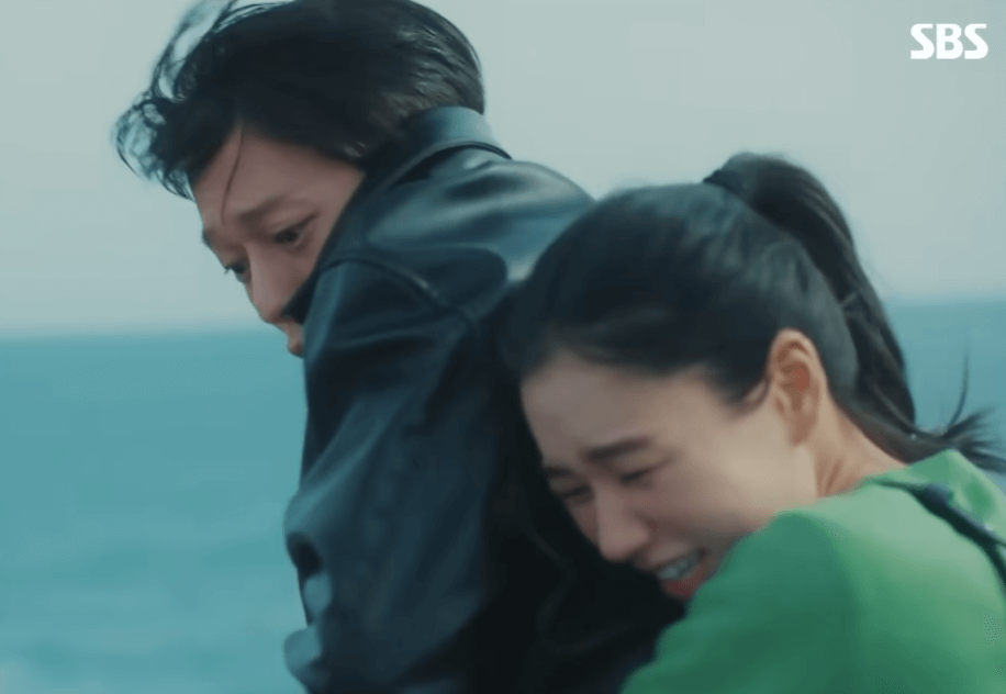 키스는 괜히 해서 영상 장면 일부