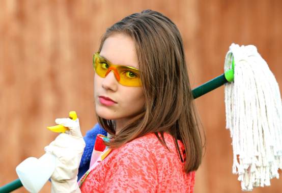 장마철 곰팡이 제거 방법
