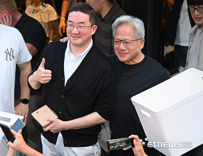 비디아 젠슨황과 LG 구광모