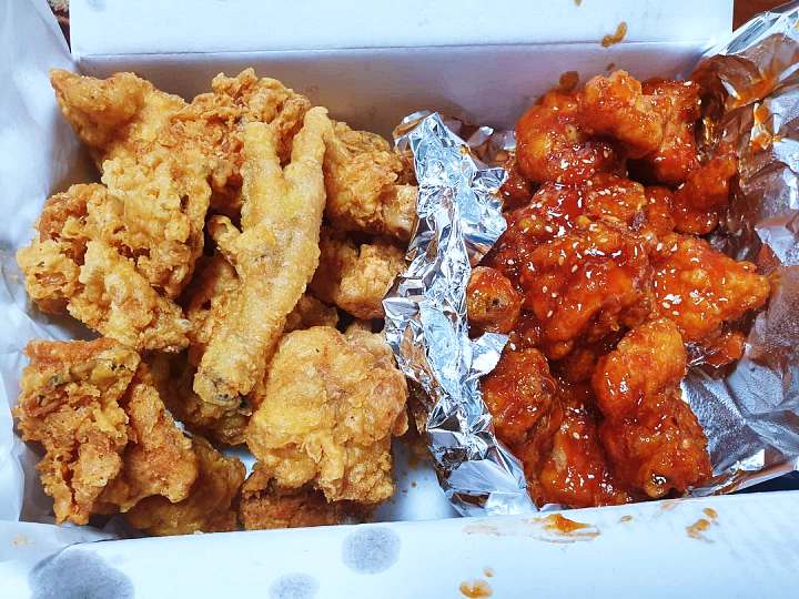 진심 가득 건강 담은 맛 광주 광산구 맛집 추천 생방송투데이 엄마가 손질하고 아들이 튀긴 시장 통닭 촌닭 치킨&#44; 육계 치킨 오늘방송 자족식당