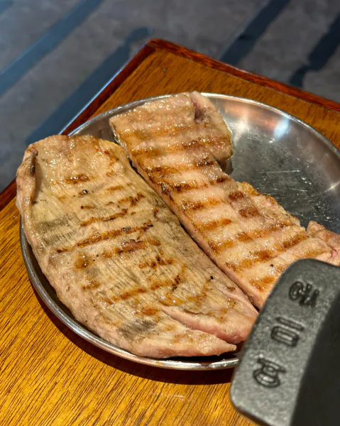 생생정보 대결 맛 대 맛 칼집 우대 갈비 vs 숯불 통삼겹살 음식점