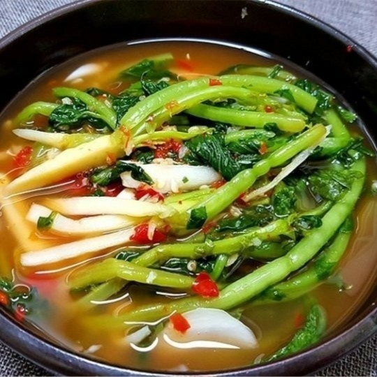 열무김치 맛있게 담그기|여름 입맛 살리는 아삭한 비법 7가지 (절임·양념·숙성 핵심)