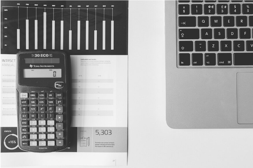 모니터 아래 계산기