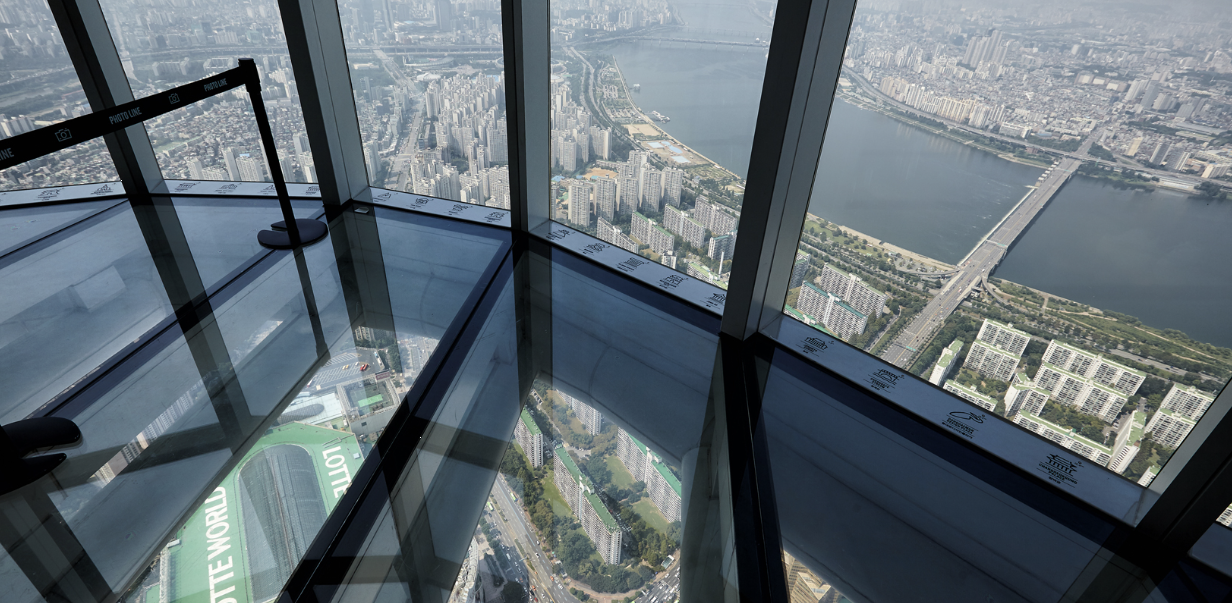 롯데월드타워 서울스카이 전망대 이미지