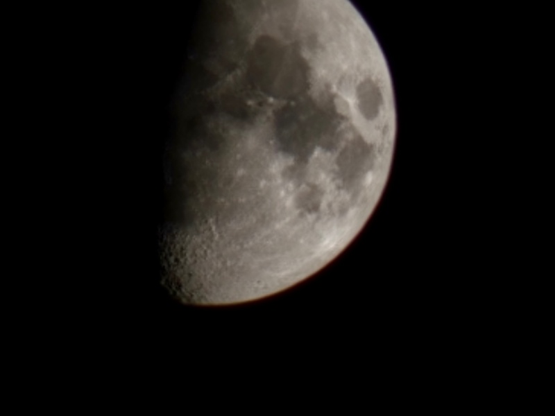 스마트폰으로-촬영한-달모습