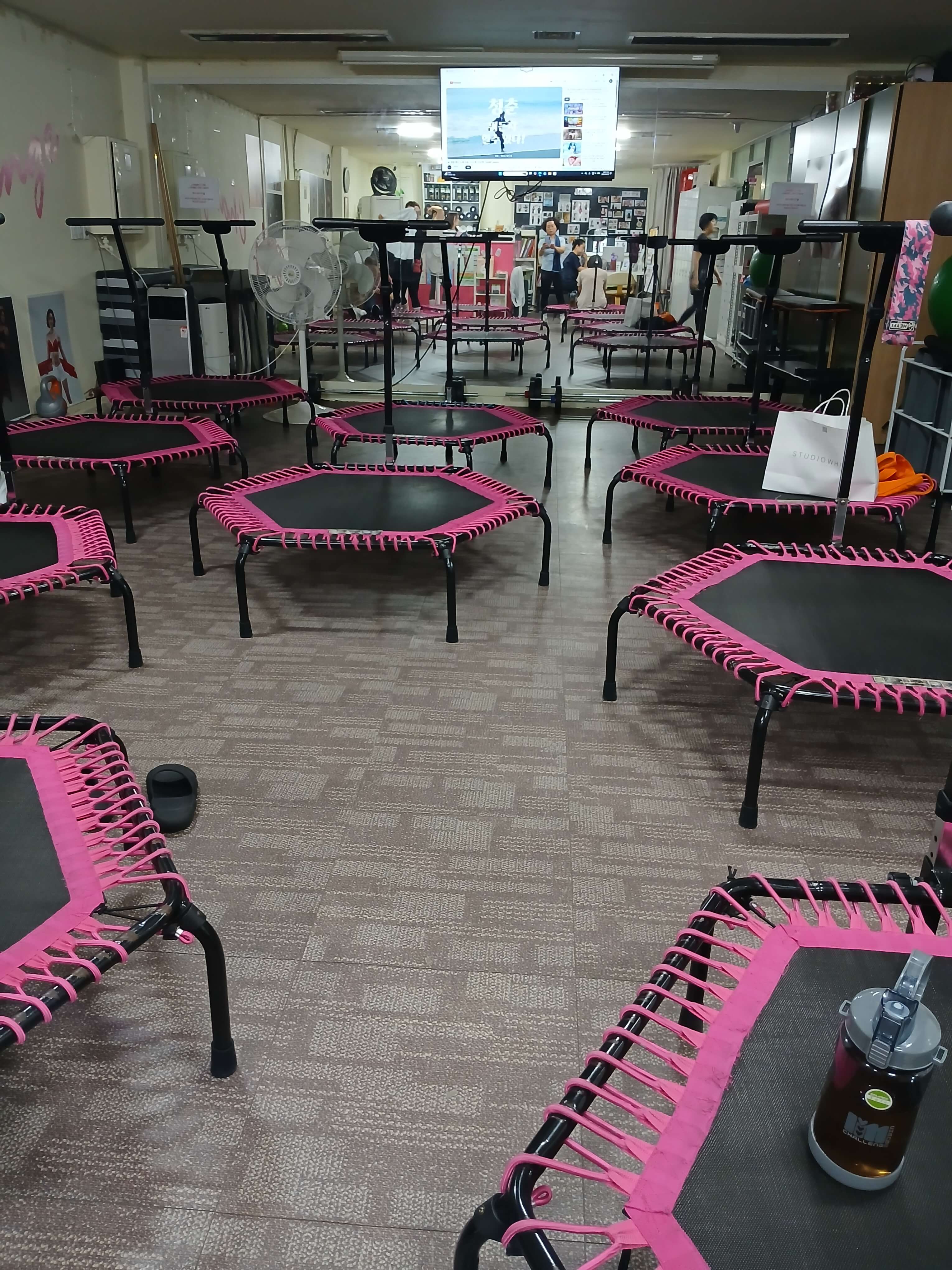 제가 다니는 점핑센터 내부