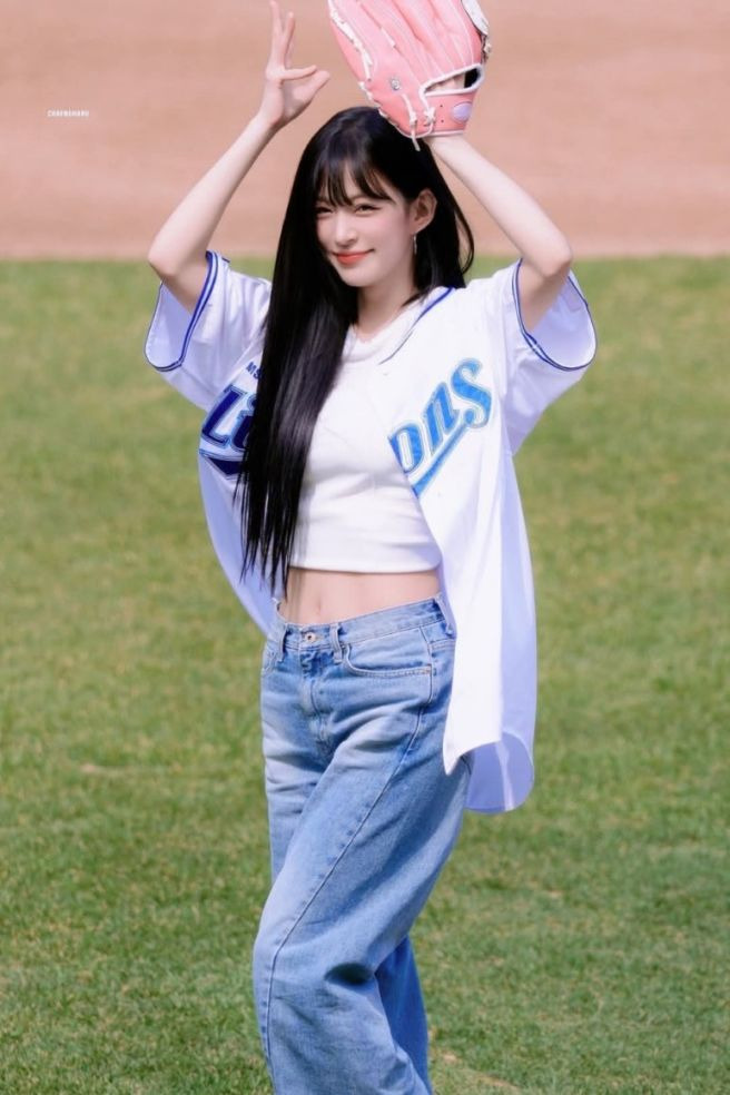 프로미스 나인 이채영 시구 화제 이유