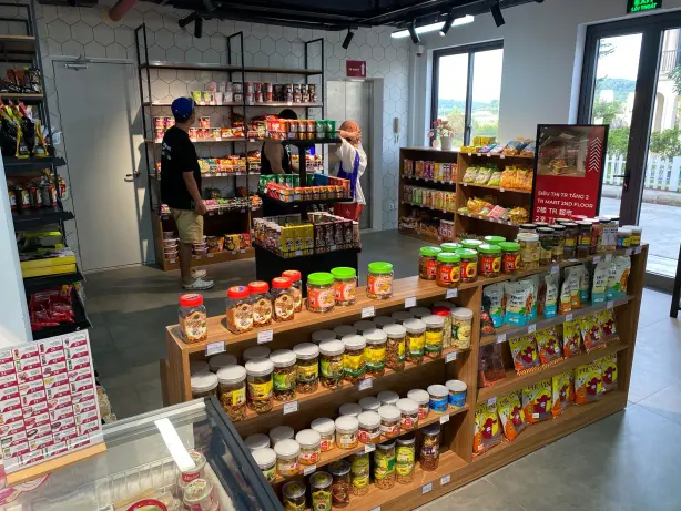 인터컨티넨탈 푸꾸옥 롱 비치 리조트 자전거 타고 로컬마트 &amp;#39;TR Mart Phu Quoc&amp;#39;까지 다녀온 후기