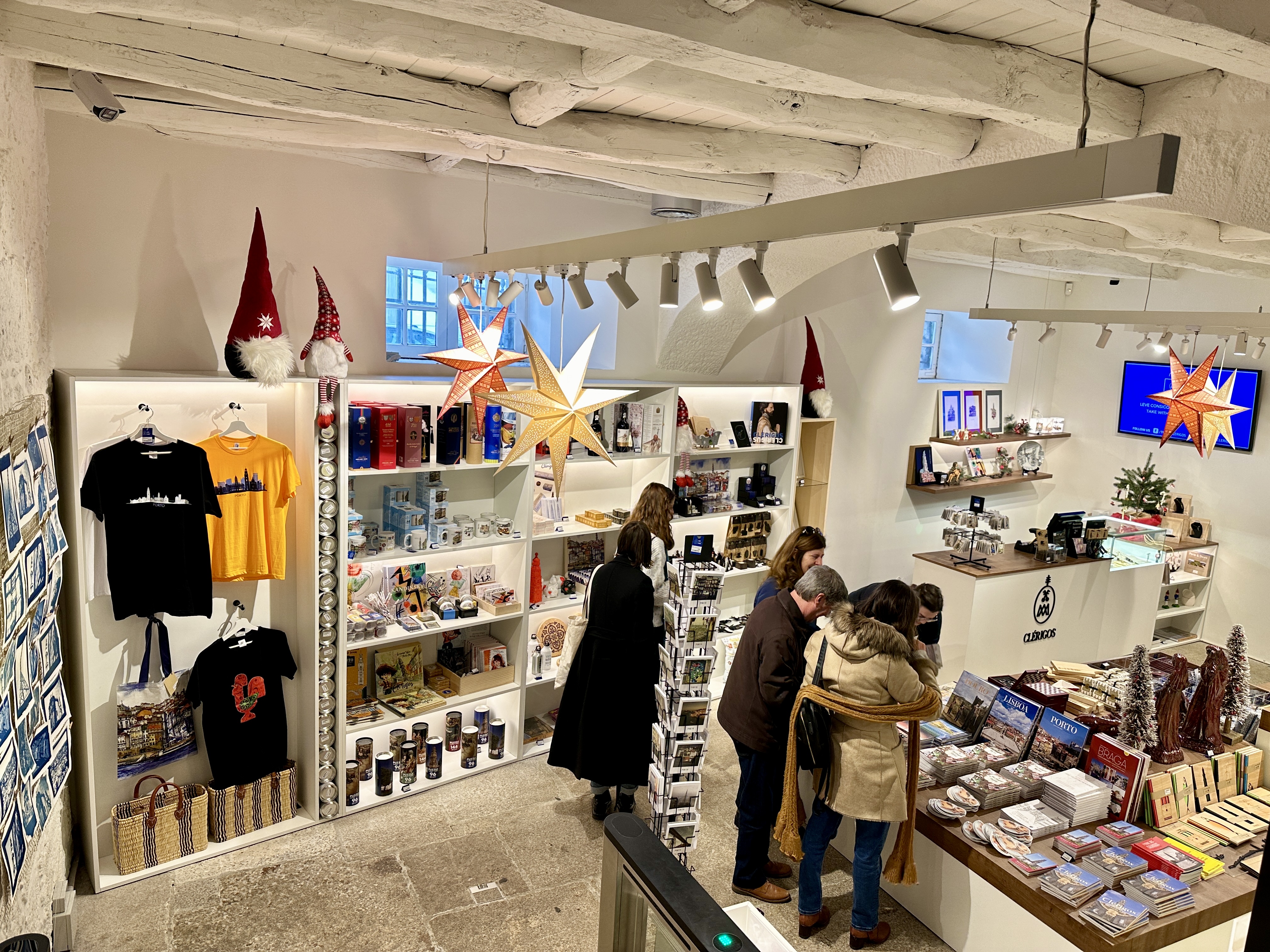 성당 기념품 가게