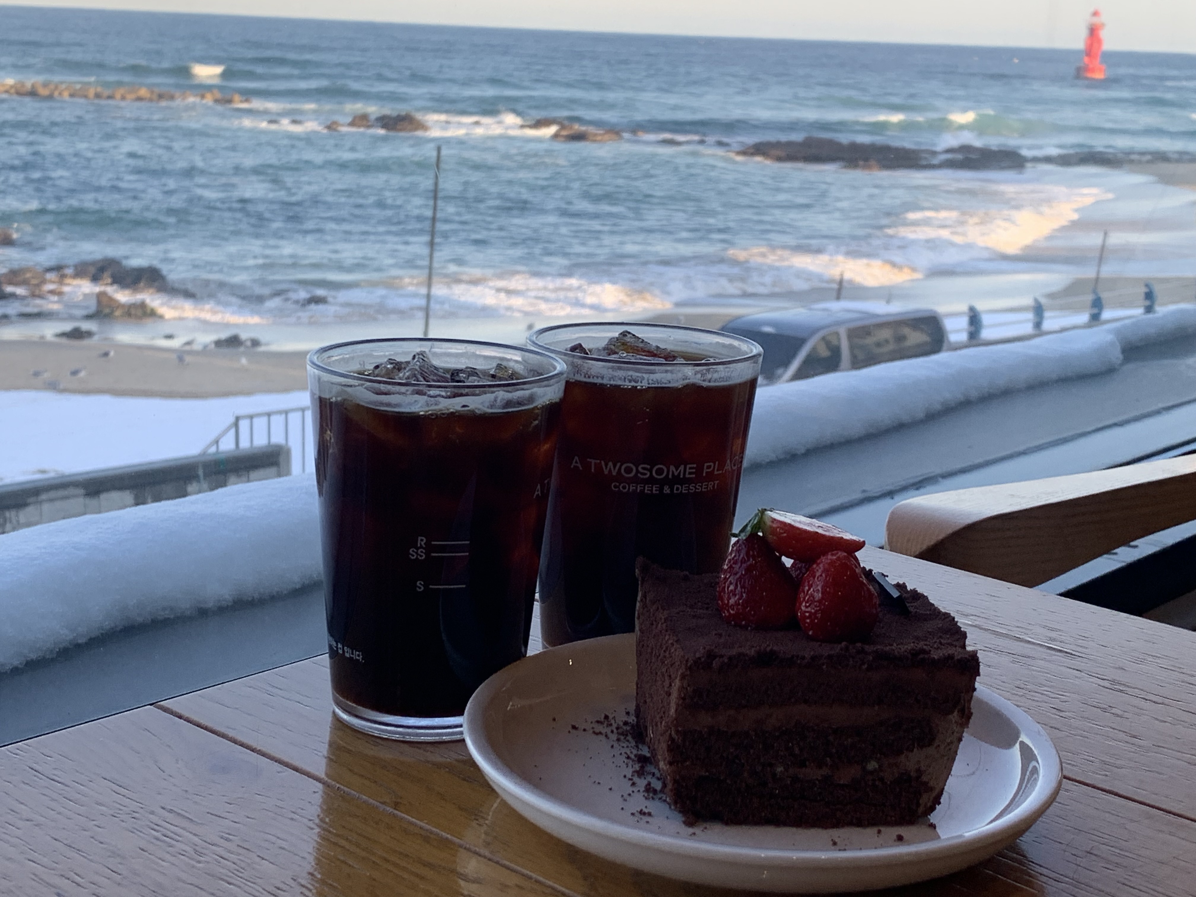 묵호 오션뷰 숙소 어달을담다 후기🌊 통창뷰에 청결까지 완벽한 펜션 추천!