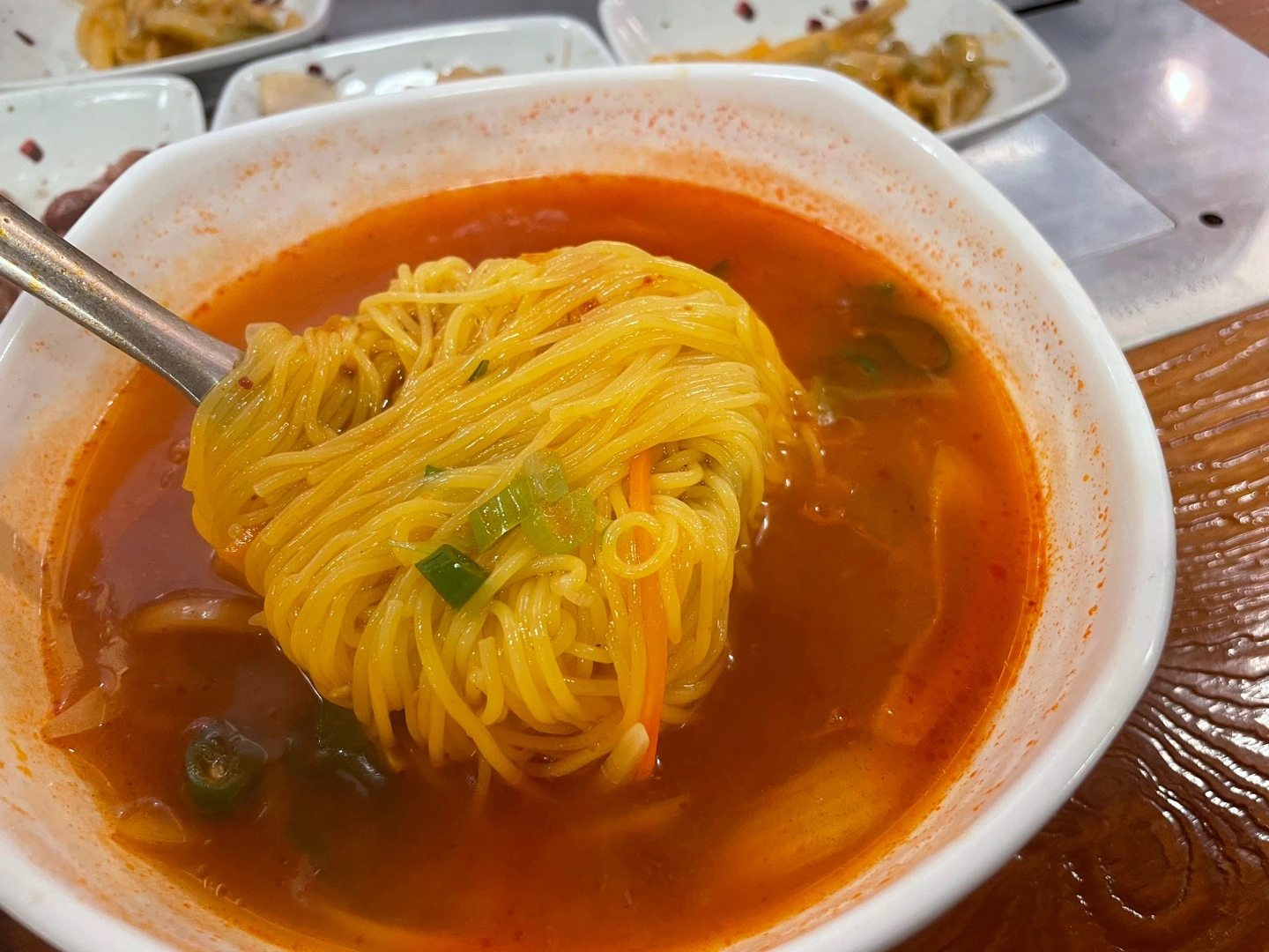 한성양꼬치-강남2호점-옥수수국수