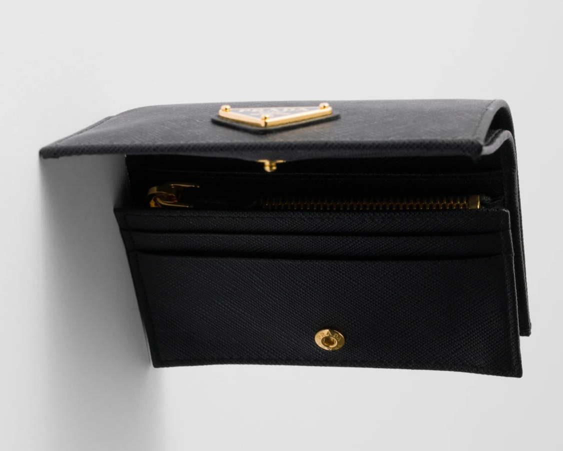 프라다 지갑 내부