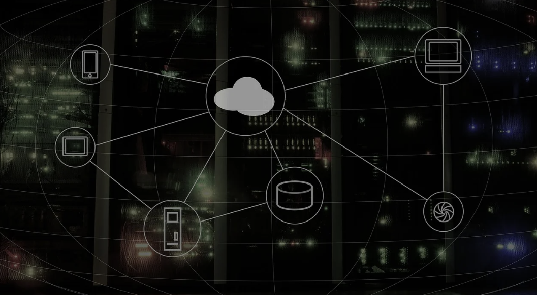 아마존 기업의 핵심 수익인 AWS와 클라우드 서비스 이미지