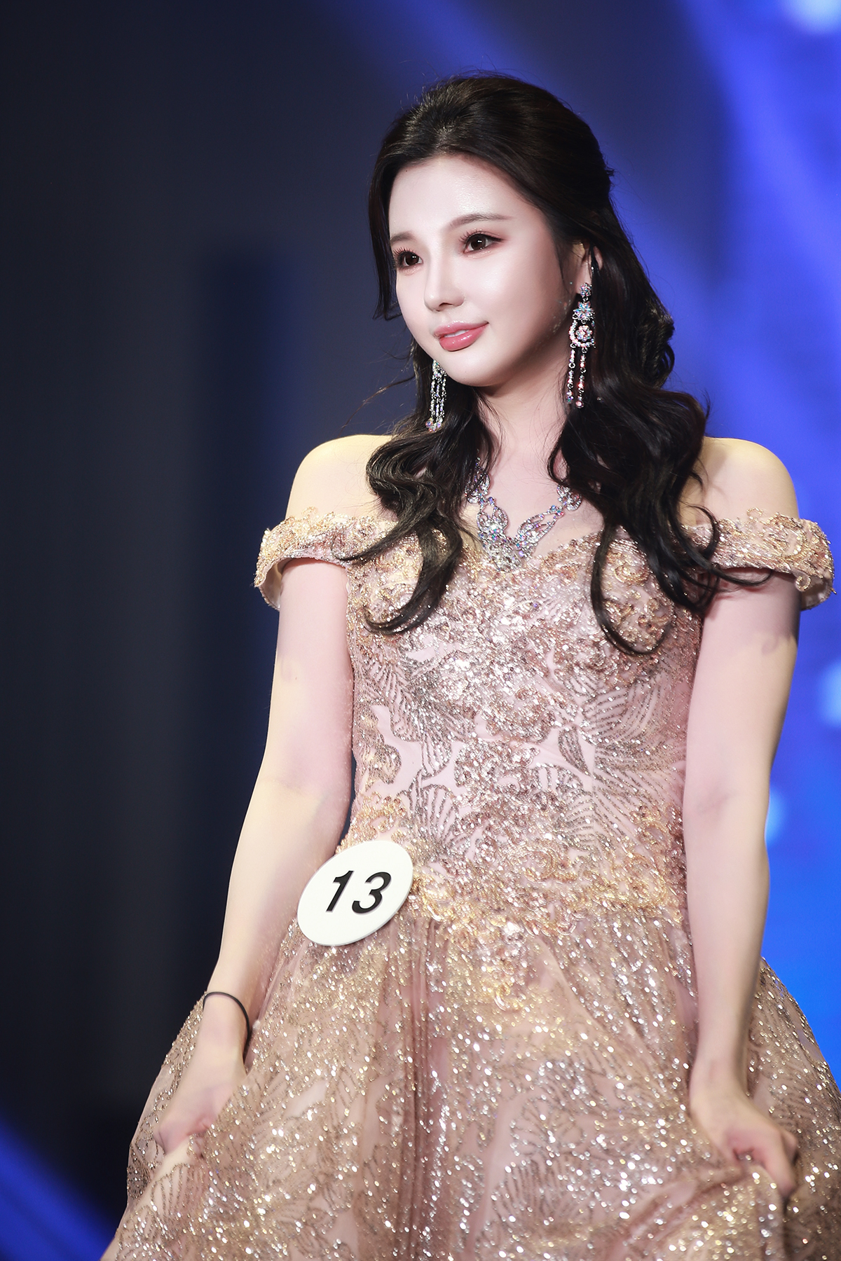 인터내셔널 슈퍼퀸3