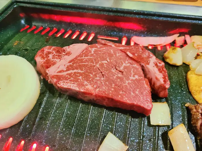 토요일은 밥이좋아 토밥좋아 평창 대관령 30년 경력 정육인 손질 마성 한우 숯불 구이 맛집