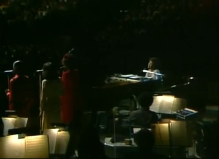 뮤비캡처 로버타 플랙 - 킬링 미 소프틀리 위드 히즈 송 가사해석 Roberta Flack - Killing Me Softly With His Song 가사번역 Killing Me Softly With His Song 뜻