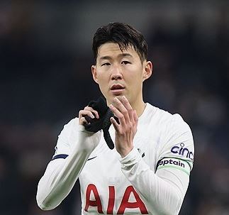 손흥민 멀티골 토트넘 주장 골