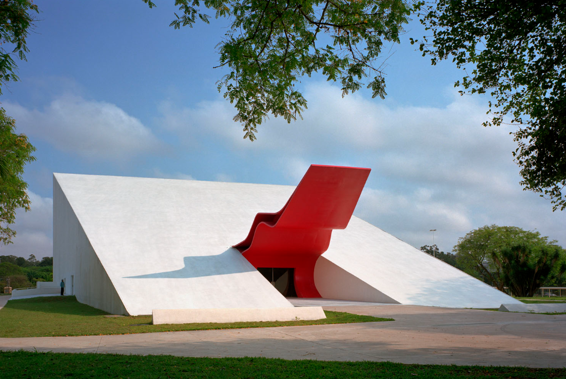 이비라푸에라 오디토리움 (Ibirapuera Auditorium)