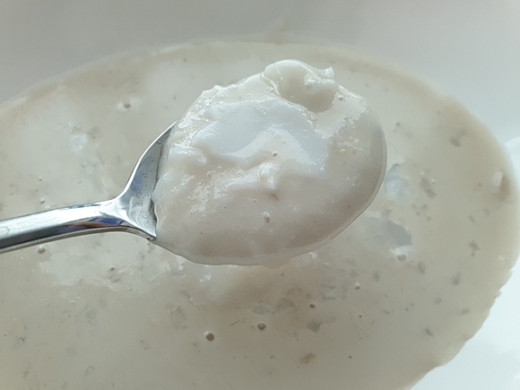 잣죽에-보이는-흰덩어리