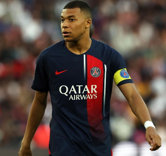 이강인 파리 생제르맹 PSG 이적 최악의 선택 가능성 나겔스만 연봉 등번호 음바페 네이마르