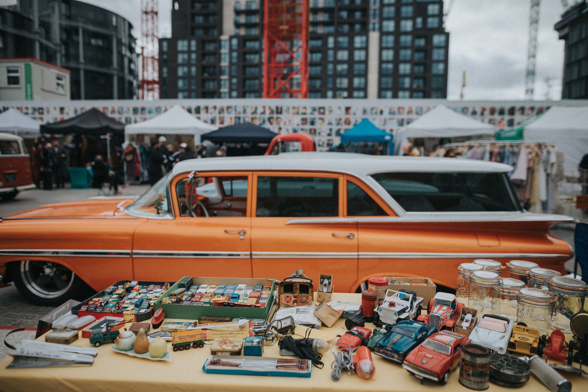 london classic car boot sale picture