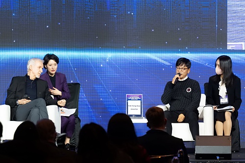 영화-더-문-인터뷰-하는-김용화-감독