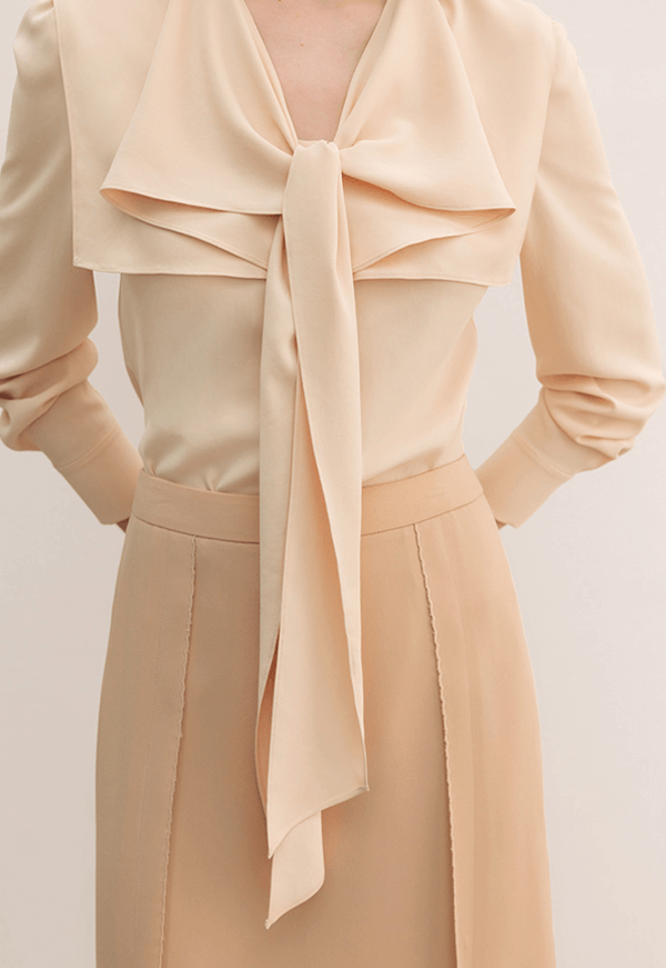 스프링피버 1회 이주빈 블라우스