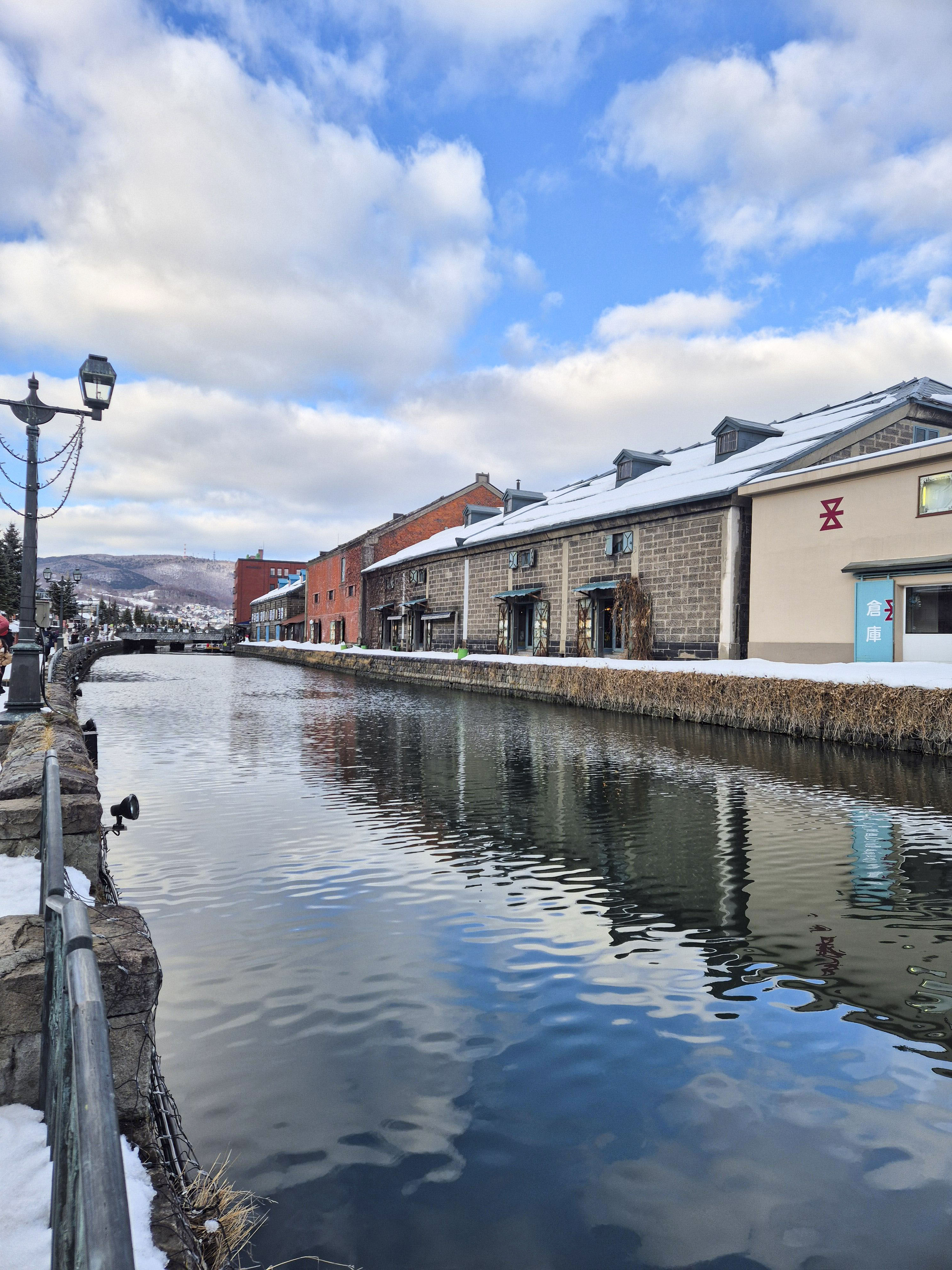 오타루 운하의 맑은 모습