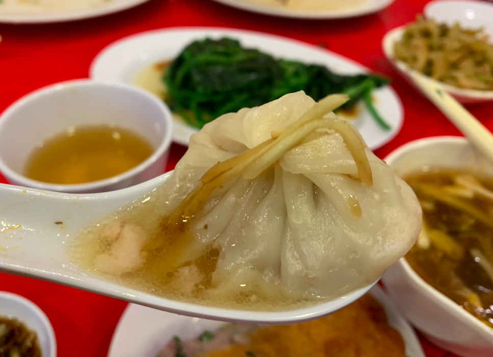 샤롱바우