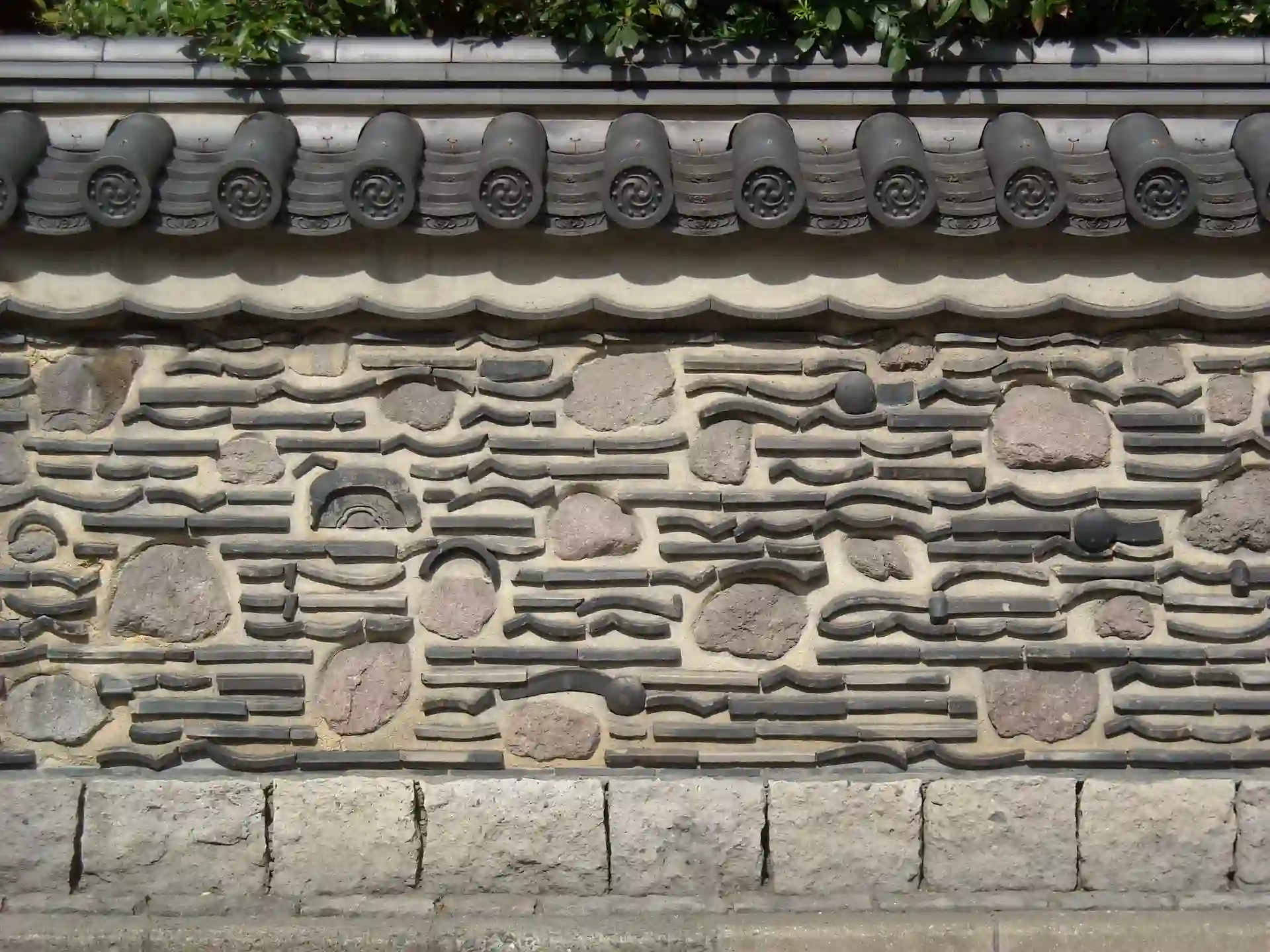 후쿠오카에서만 살 수 있는 인기 과자 2선