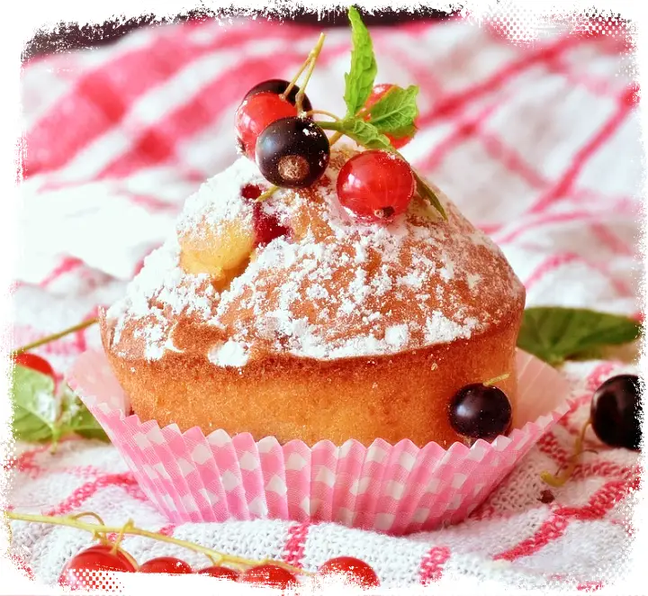 놀라운토요일-놀토-옥수수양파빵-부추빵-딸기잼앙금빵-사과에이드-맛집-전북-장수-CC-장계시장-빵집-카페