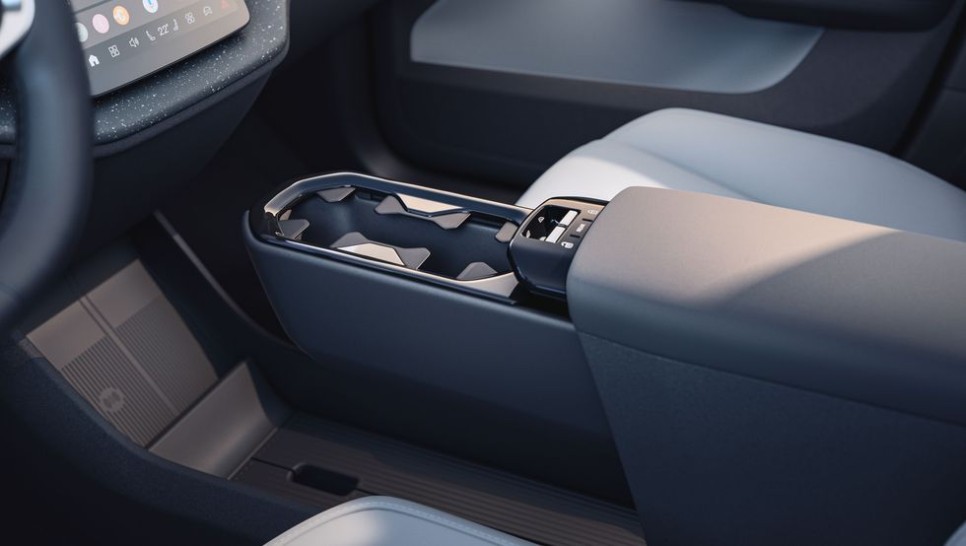 볼보 전기차 EX30