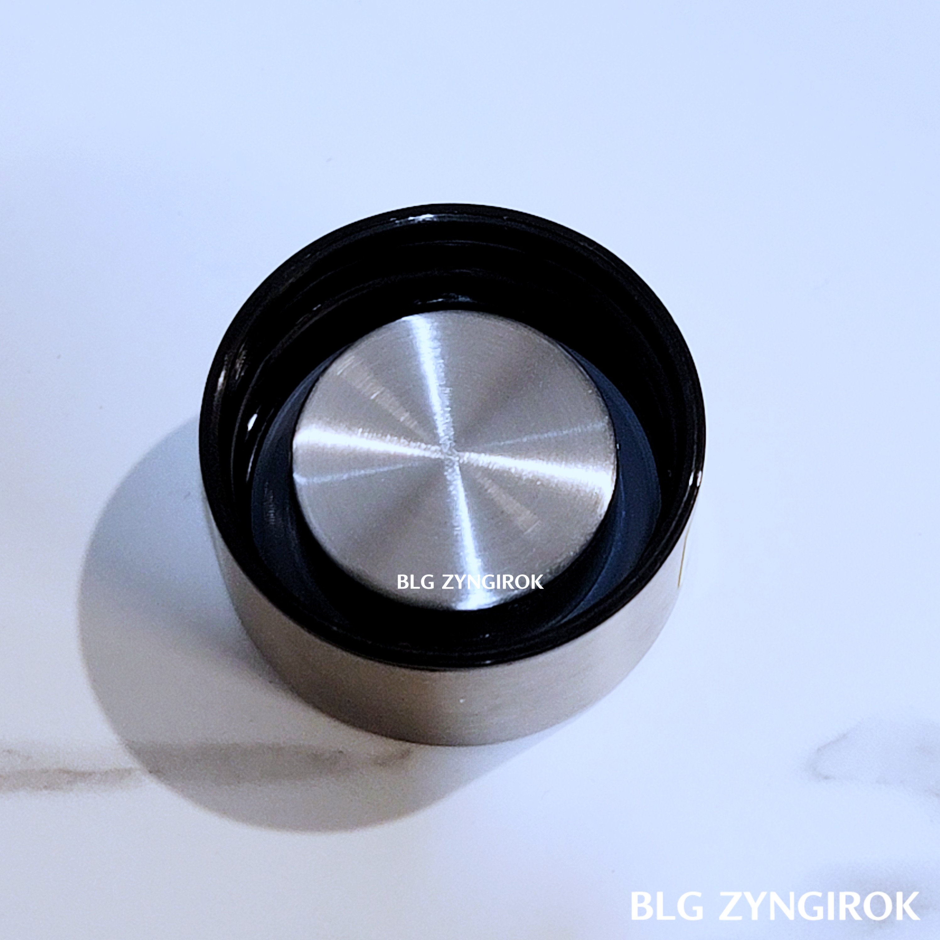 다이소 슬림 텀블러 뚜껑 내부모습이다.