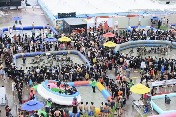 보령머드 축제 이미지