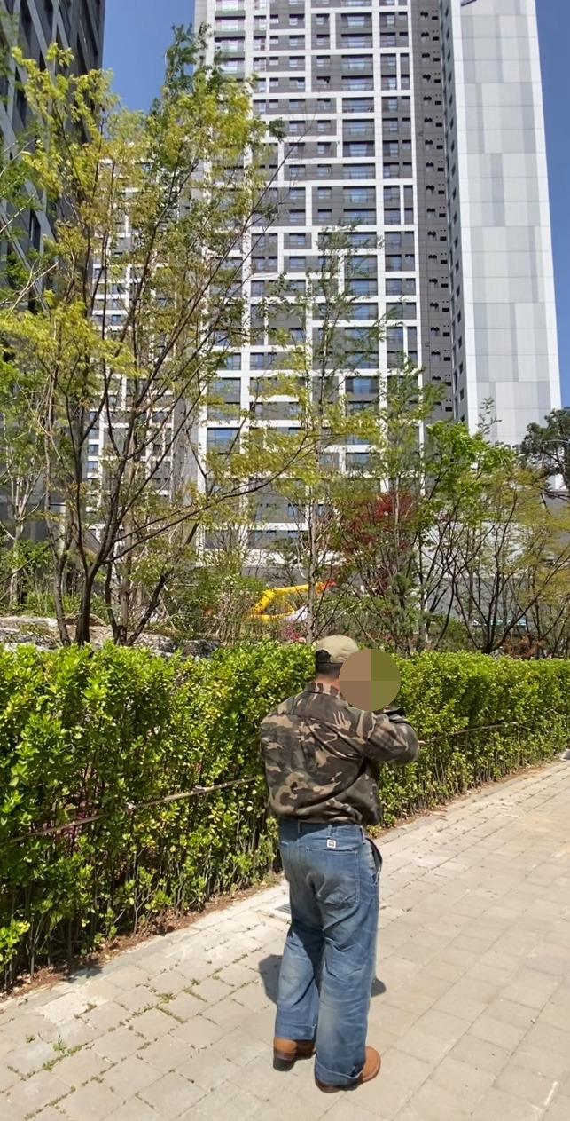 데일리룩(2025. 4. 26.)더블알엘 가먼트 다잉 트윌 볼캡, 테이크이지 카모셔켓 카모셔츠 카모자켓, 폴로랄프로렌 패치 빈티지 디스트레스드진, 레드윙 아이언레인저 호손뮬스키너