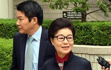 박근령 남편 신동욱