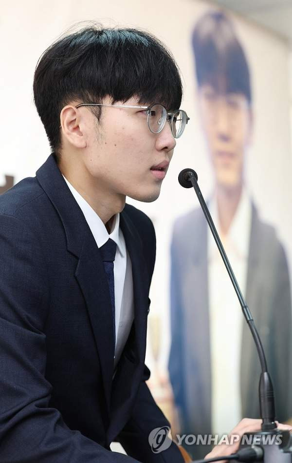 신진서, 신진서 란커배, 신진서 셰커, 신진서 나이, 신진서 상금, 신진서 프로필, 신진서 키, 신진서 부모, 신진서 학력, 신진서 MBTI, 신진서 바나나, 신진서 AI, 신진서 알파고, 신진서 왕싱하오, 신진서 농심배, 신진서 100억, 란커배 2026, 취저우 란커배, 셰커, 바둑 신진서